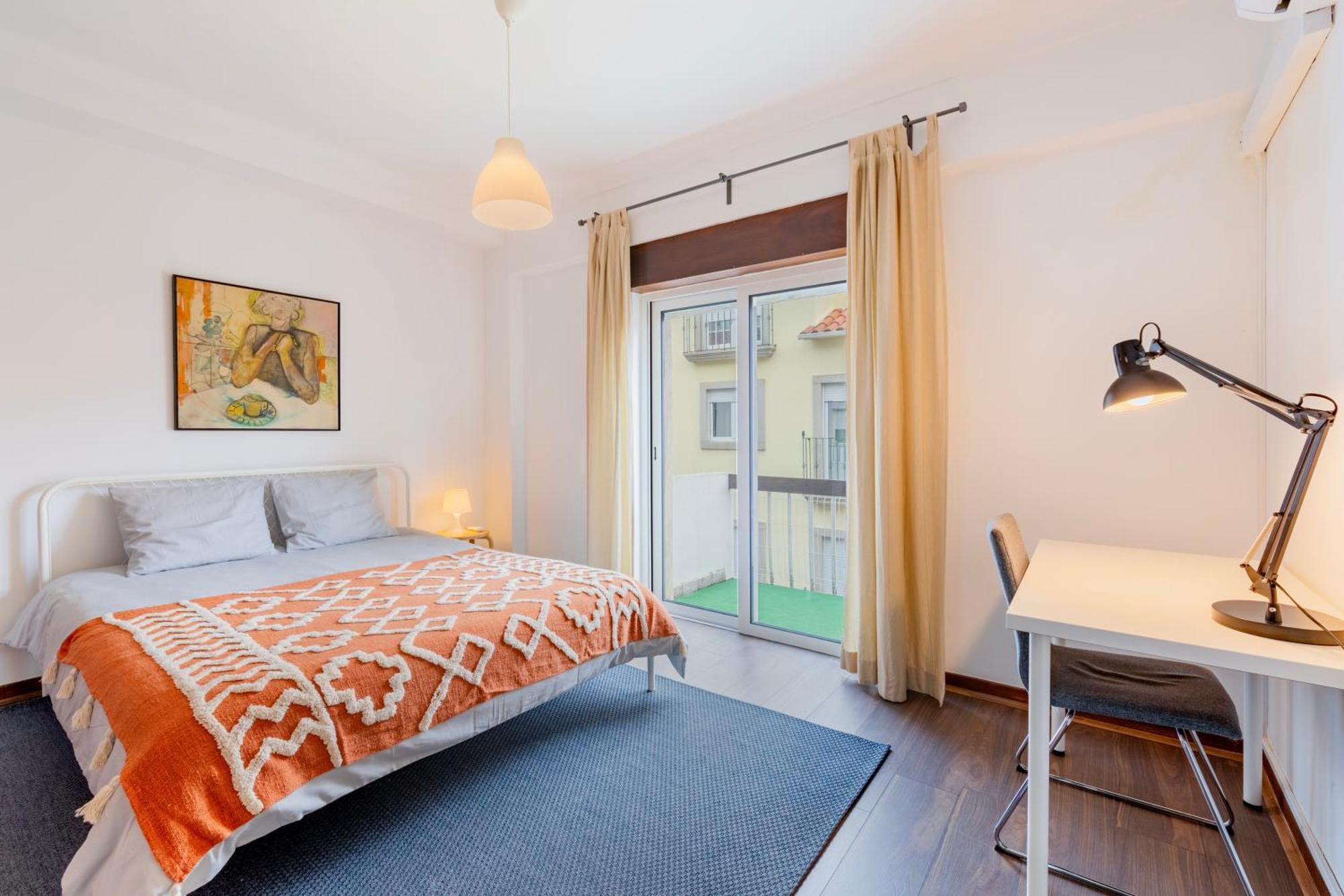 Cosy Remodeled Apartment In The City Center Фундан Экстерьер фото
